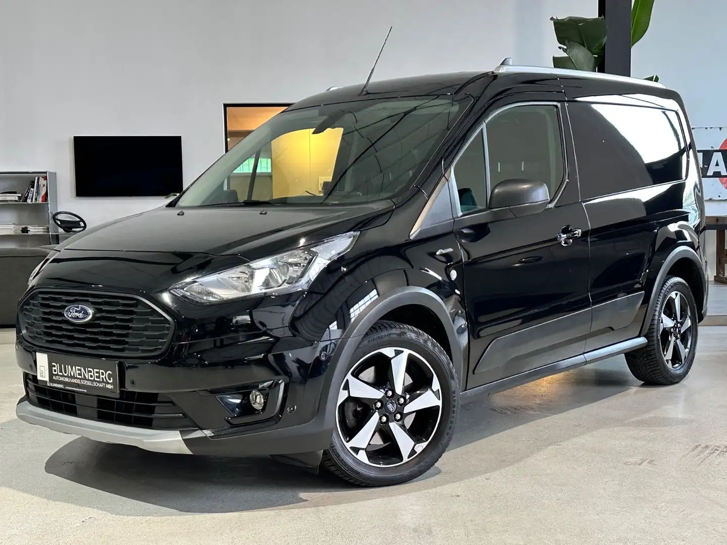 Ford Transit Connect 1.5 TDCi Kasten Active*Kam.,Navi Schwarz - 1