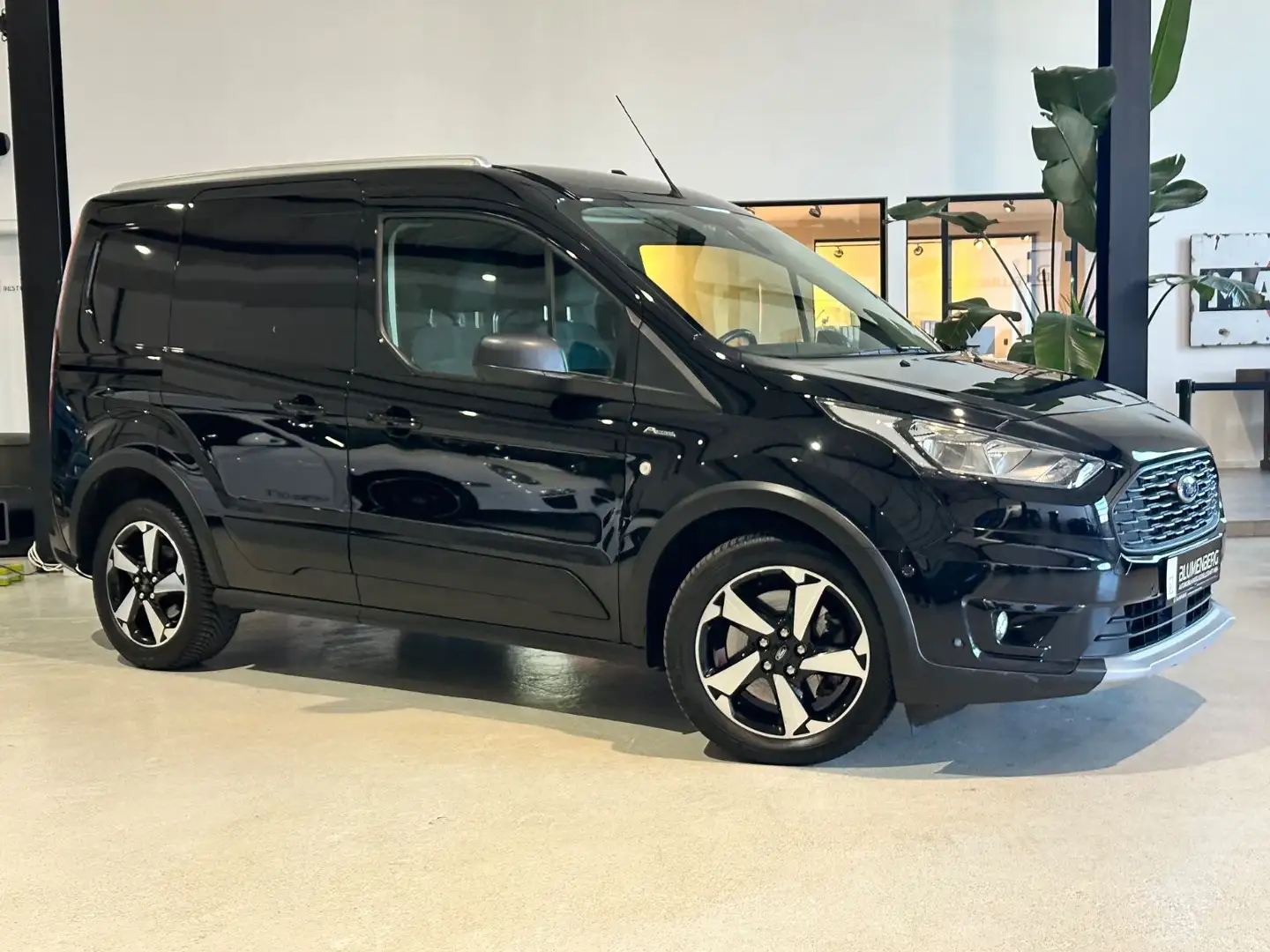 Ford Transit Connect 1.5 TDCi Kasten Active*Kam.,Navi Schwarz - 2