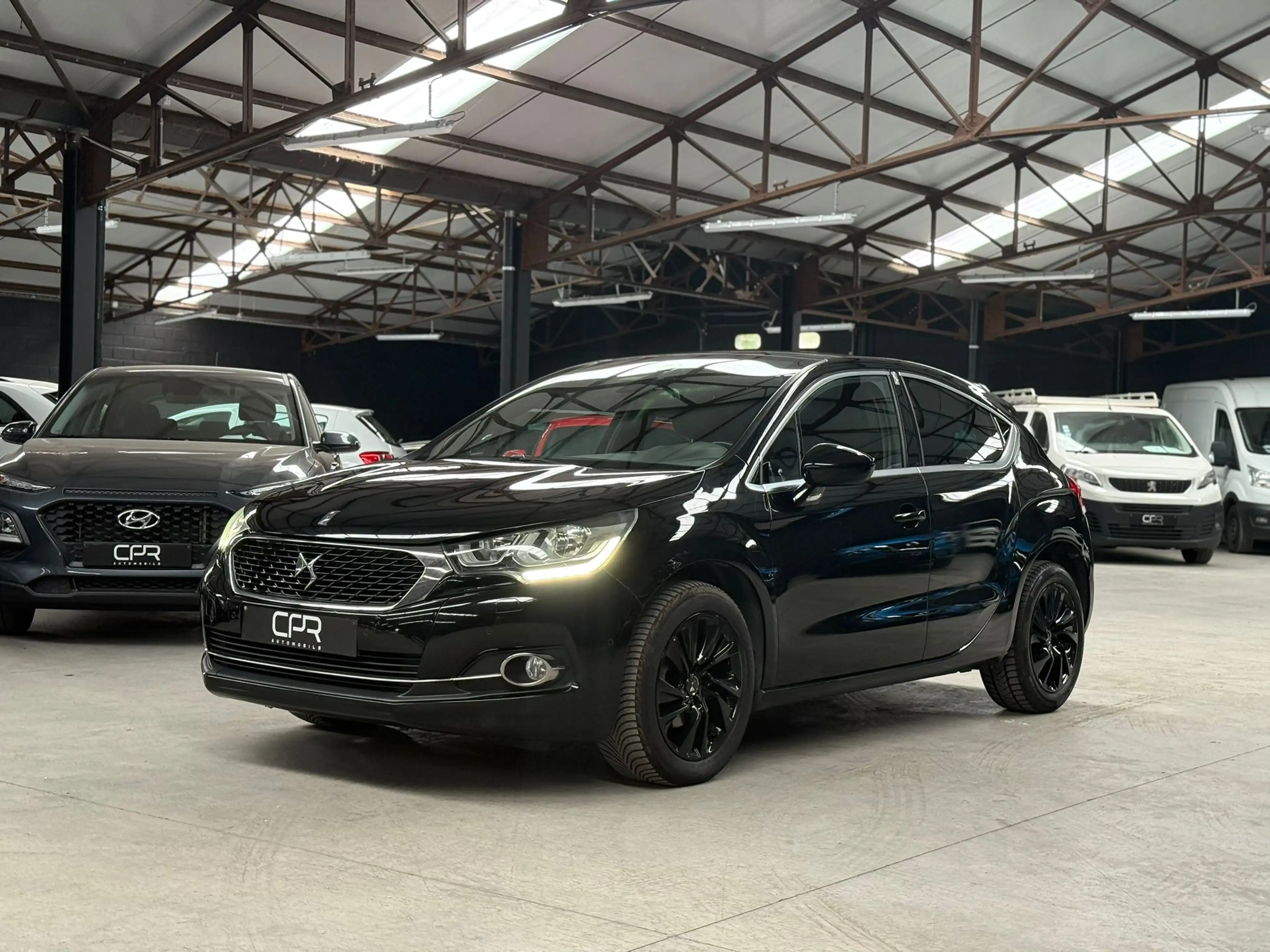 DS Automobiles DS 4 DS 4 1.2i * GPS * CLIM AUTO * RADAR AV/AR * JANTES