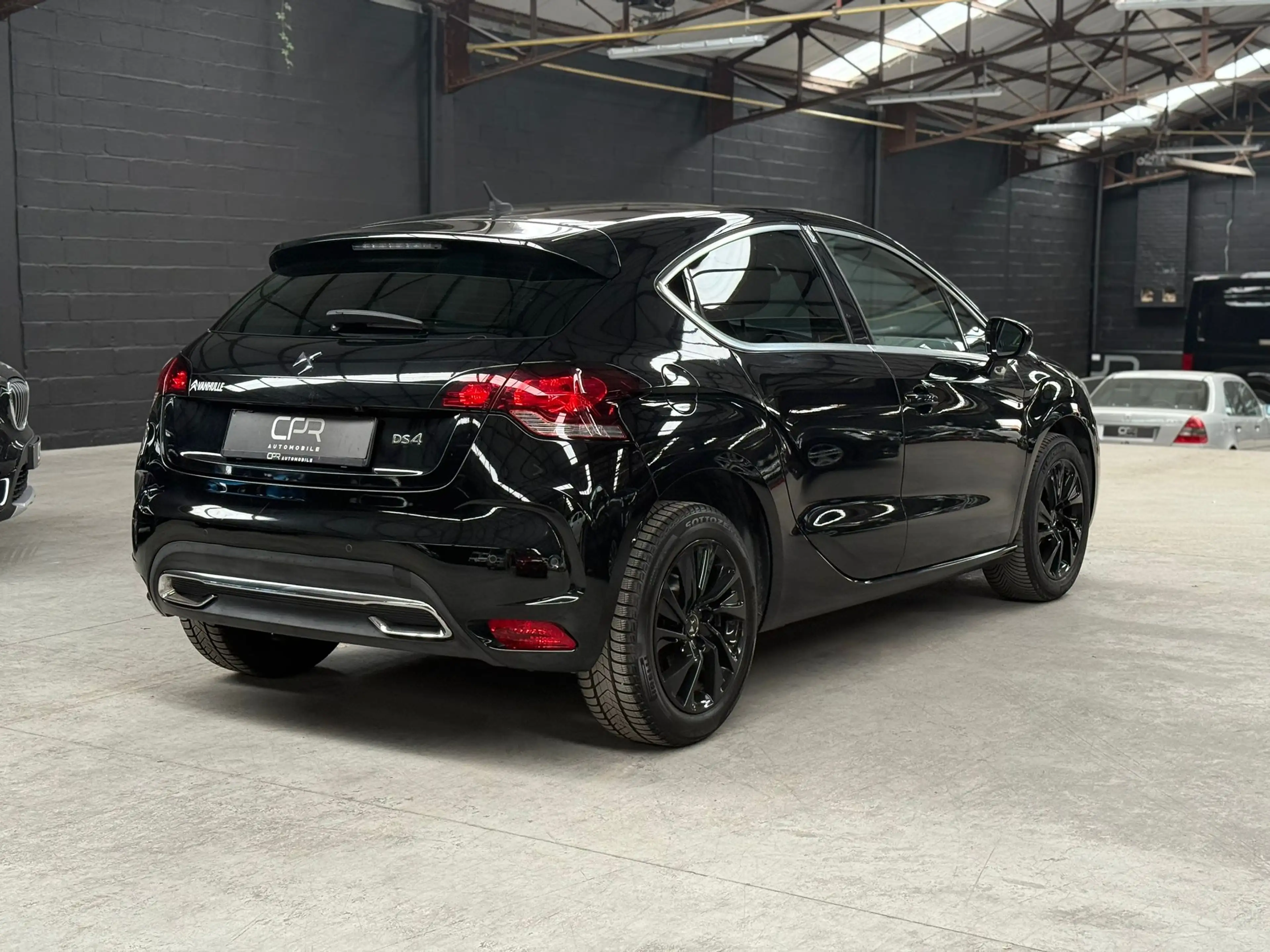 DS Automobiles DS 4 DS 4 1.2i * GPS * CLIM AUTO * RADAR AV/AR * JANTES — photo 4