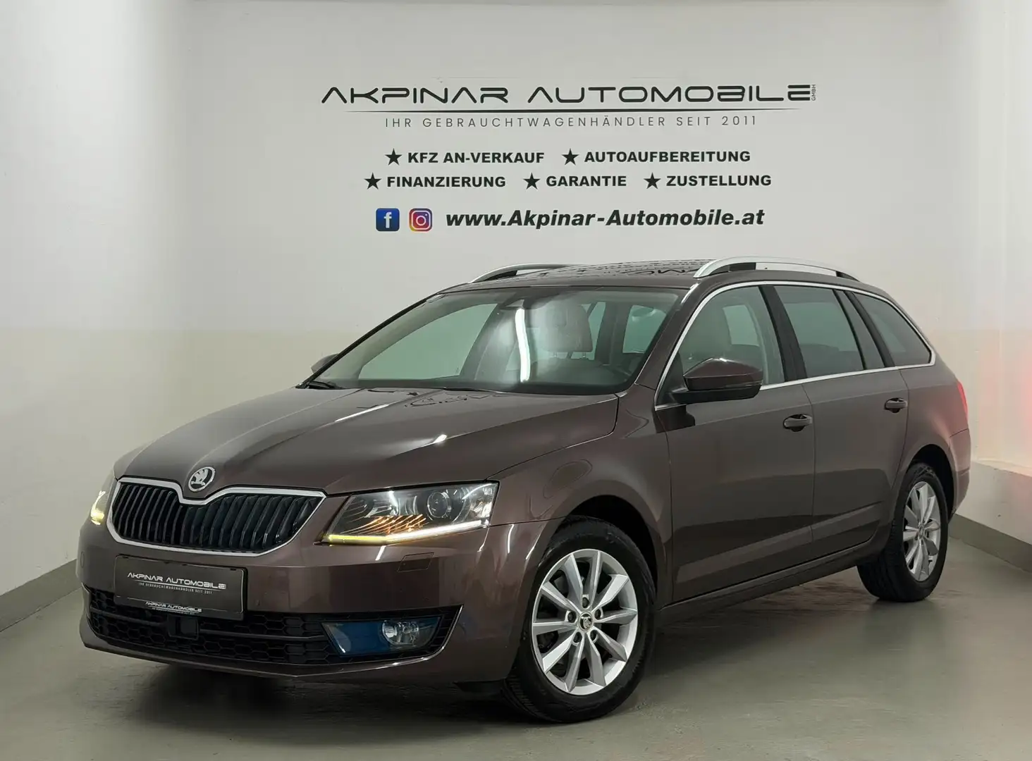 Skoda Octavia Combi 1,6 Elegance TDI Green tec DSG Braun - 1