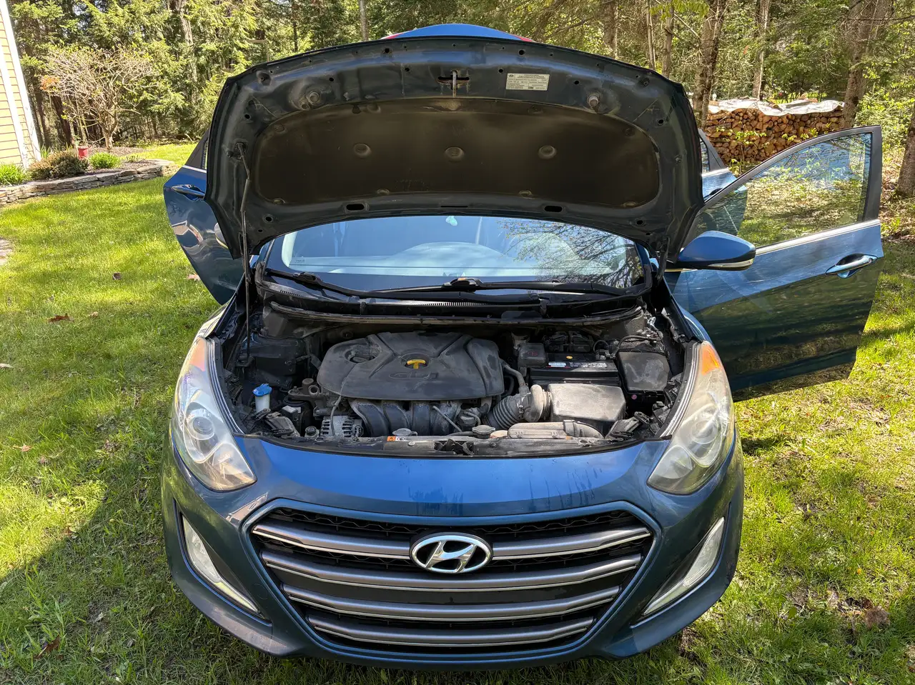 Hyundai ELANTRA снимка Hyundai ELANTRA