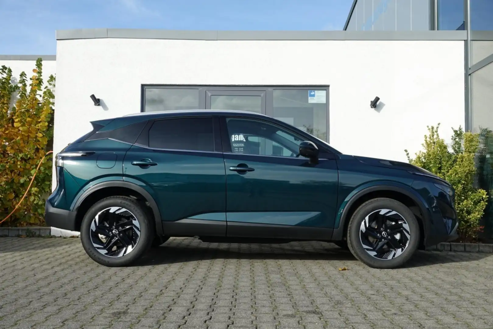 Nissan Qashqai N-Connecta 158PS Xtro WinterPaket Dez25 Verde - 2