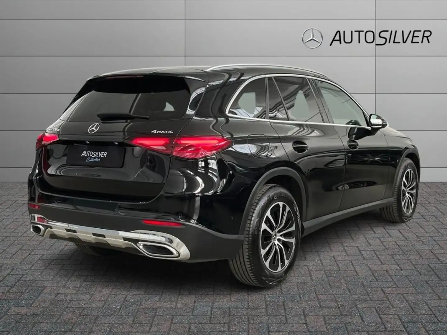 Mercedes-Benz GLC 220 d 4Matic Mild Hybrid Advanced Nero - 2