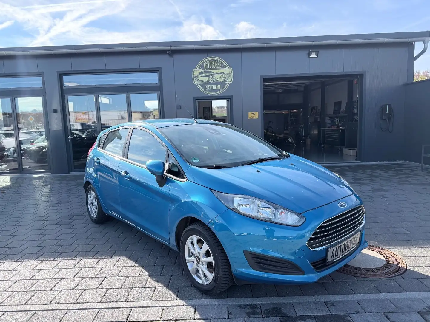 Ford Fiesta Sync Edition Blau - 1