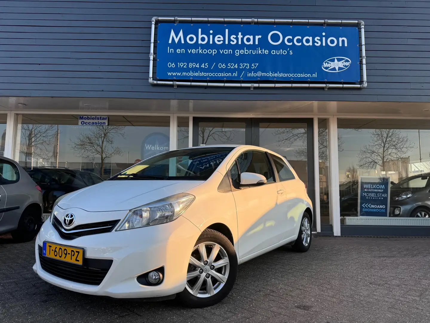 Toyota Yaris 1.3 VVT-i Comfort Wit - 2