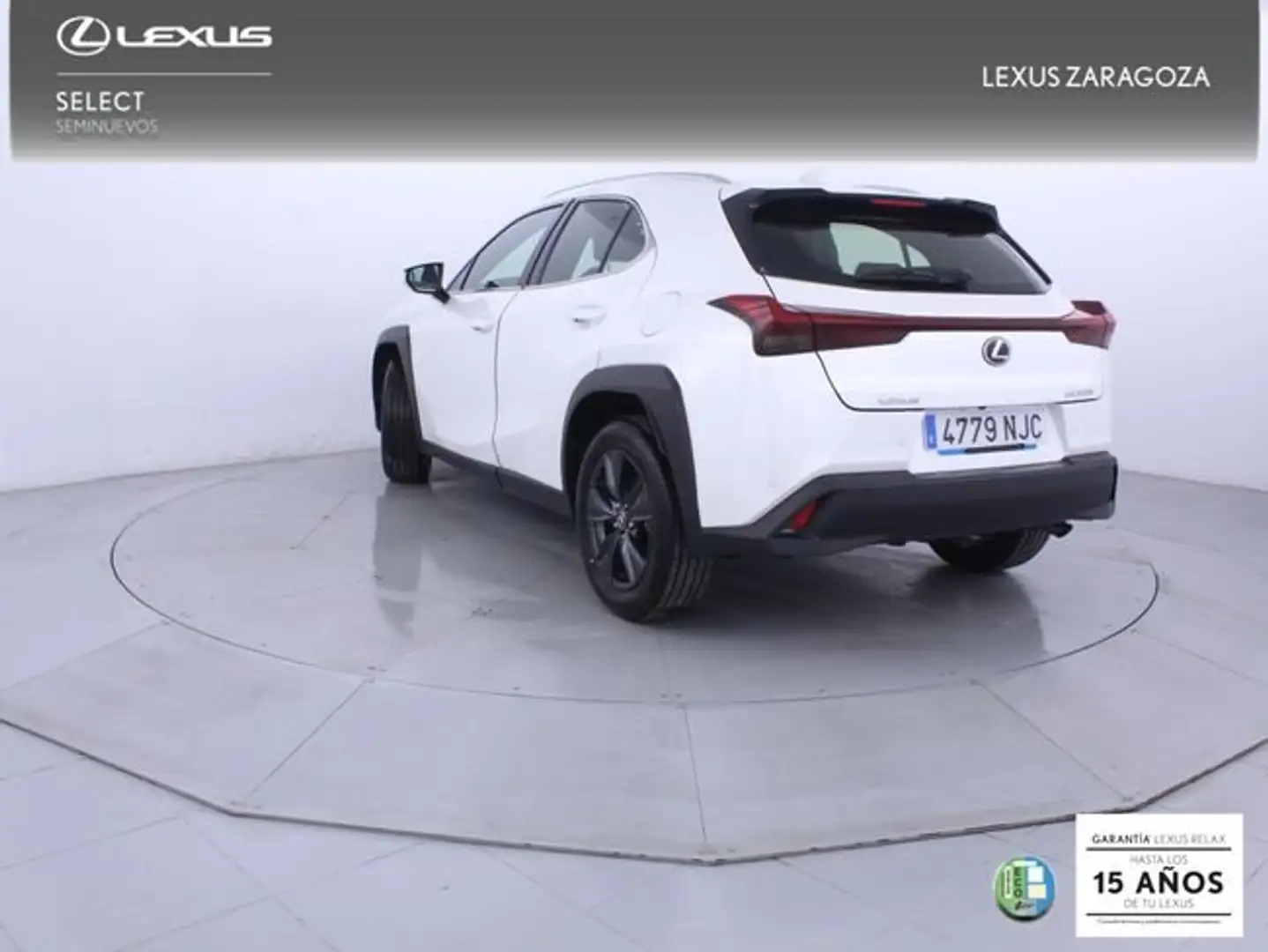 Lexus UX 300h 2.0  Plus Blanco - 2