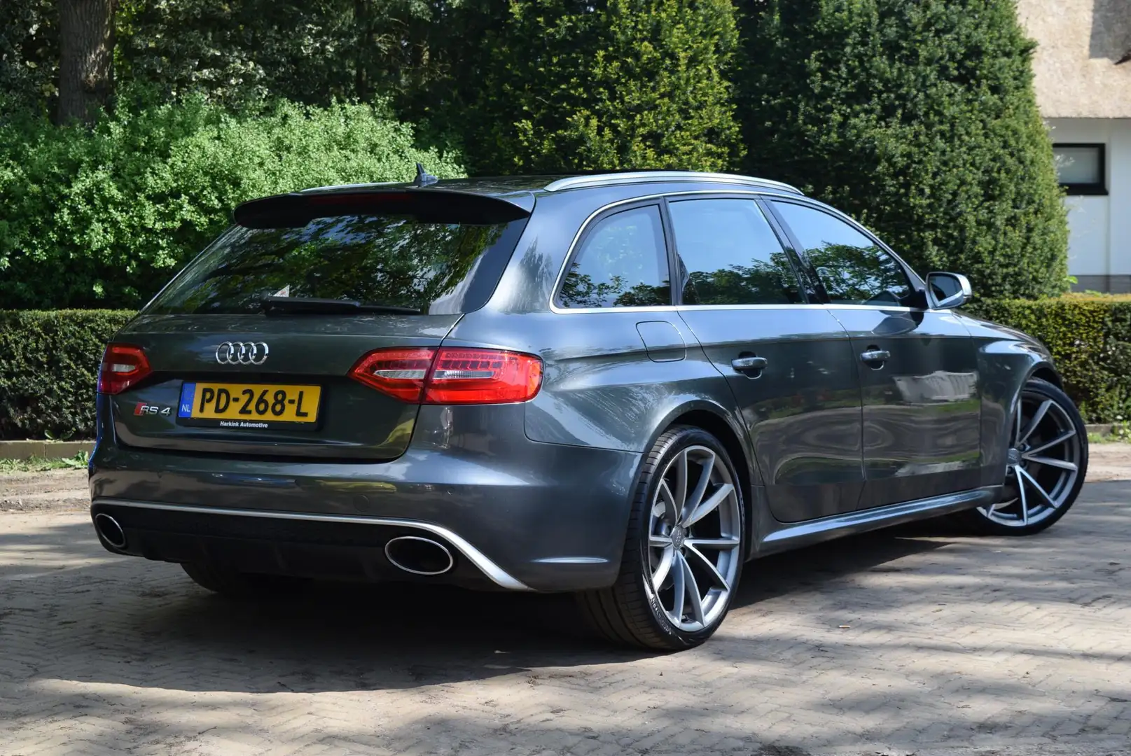 Audi RS4 A4 Avant 4.2 FSI quattro | Panoramadak | Navigatie Grijs - 2