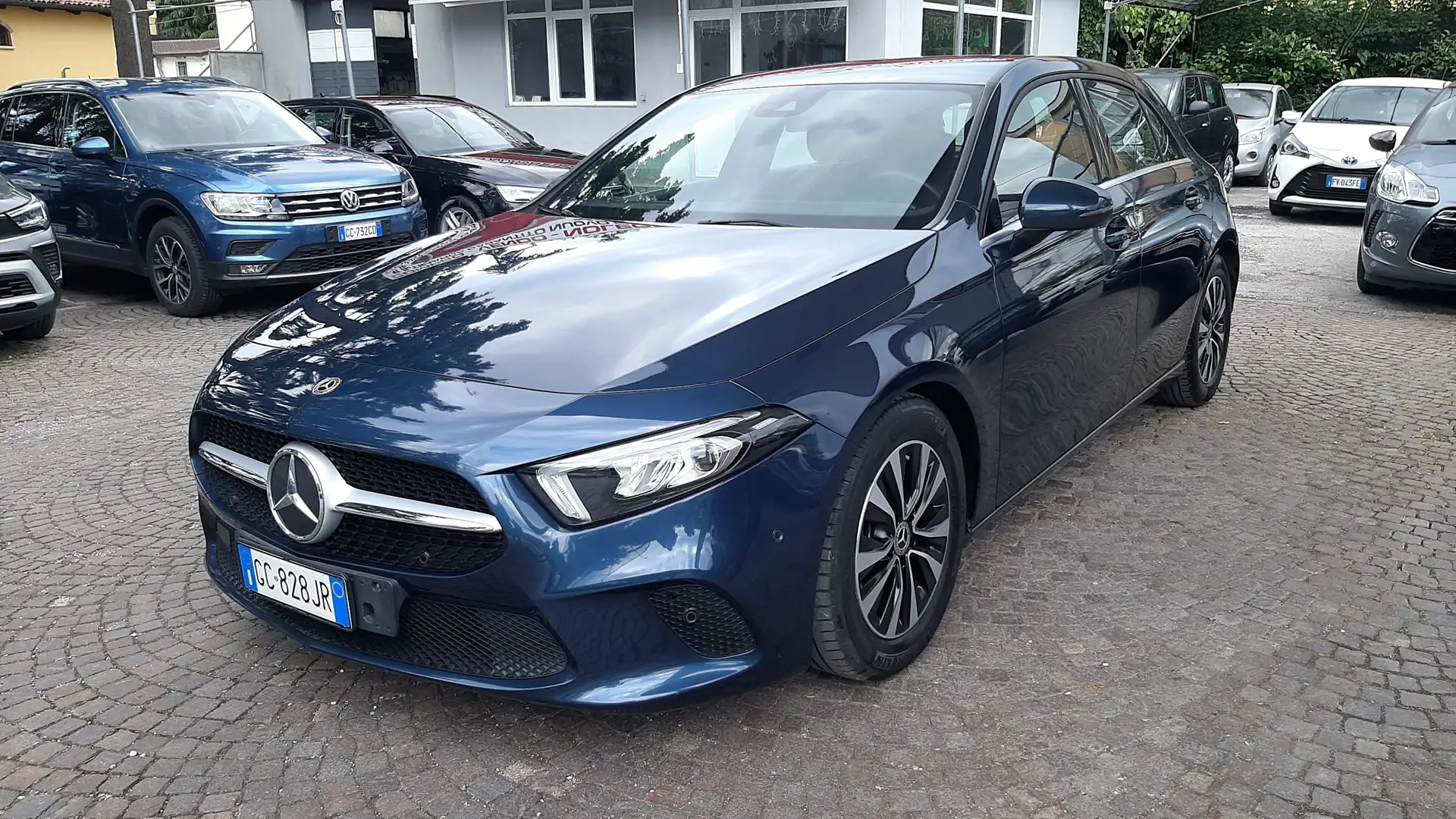 Mercedes-Benz A 180 Extra Bleu - 1