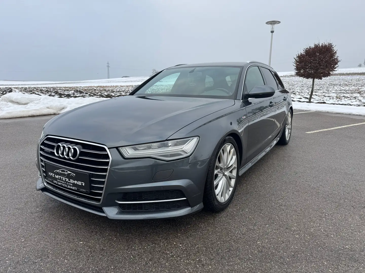 Audi A6 A6 Avant 3,0 TFSI Quattro S-tronic/ Luftfahrwerk Grau - 1