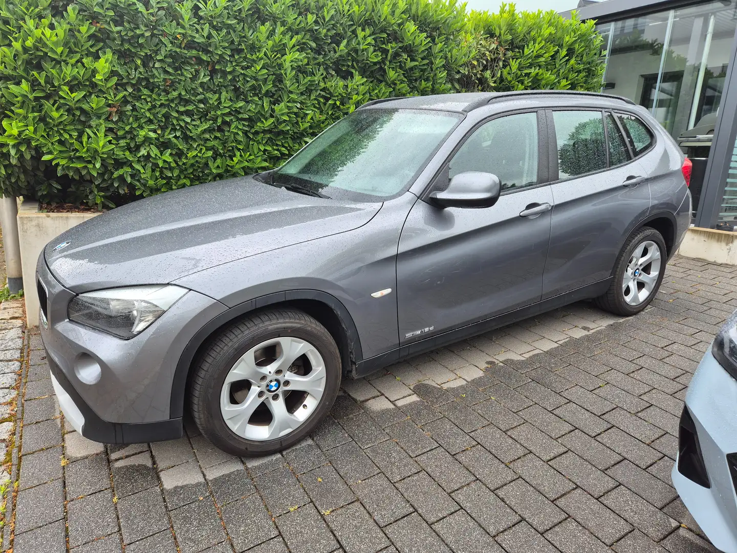 BMW X1 X1 xDrive18d Grau - 2