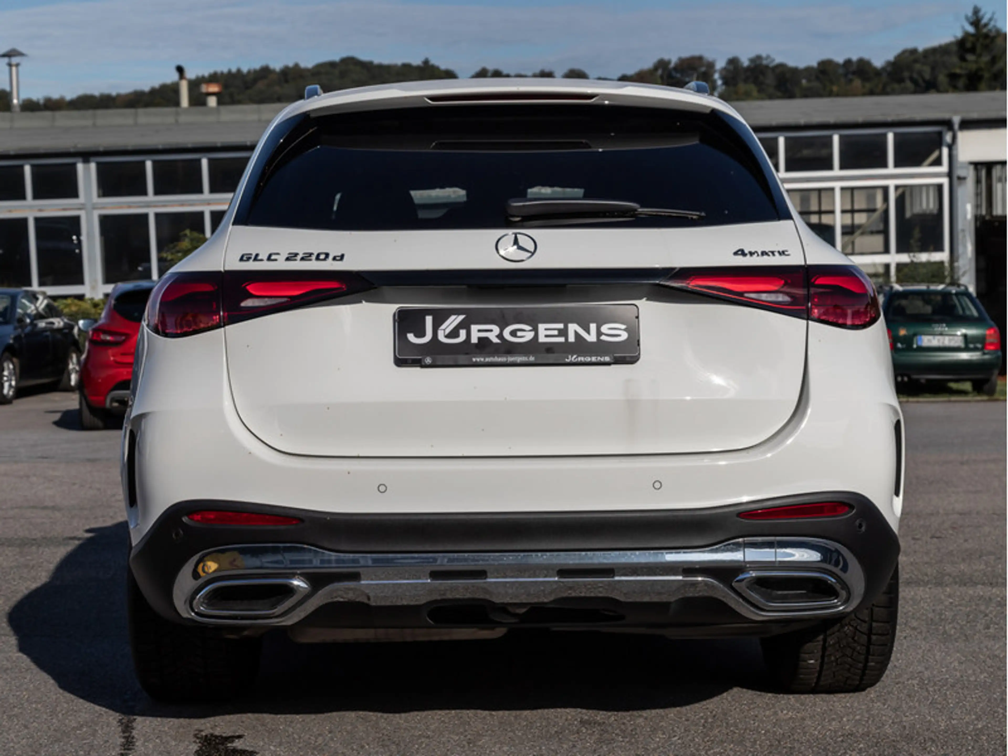 Mercedes-Benz GLC 220 d 4M AMG-Sport/DIGITAL/360/Pano/AHK/Memo — photo 5