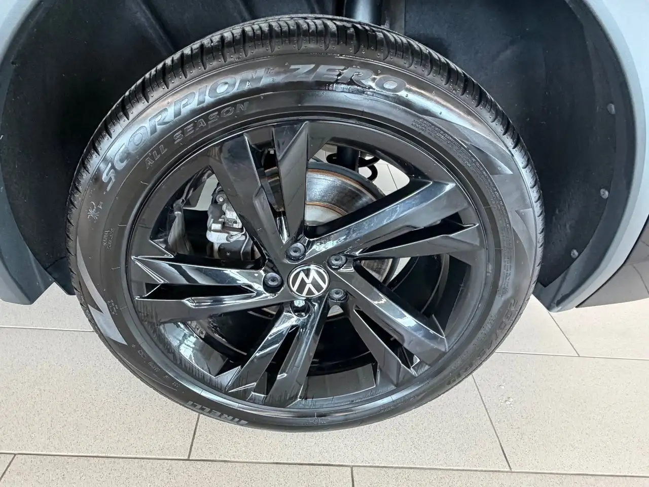 Volkswagen Tiguan снимка Volkswagen Tiguan