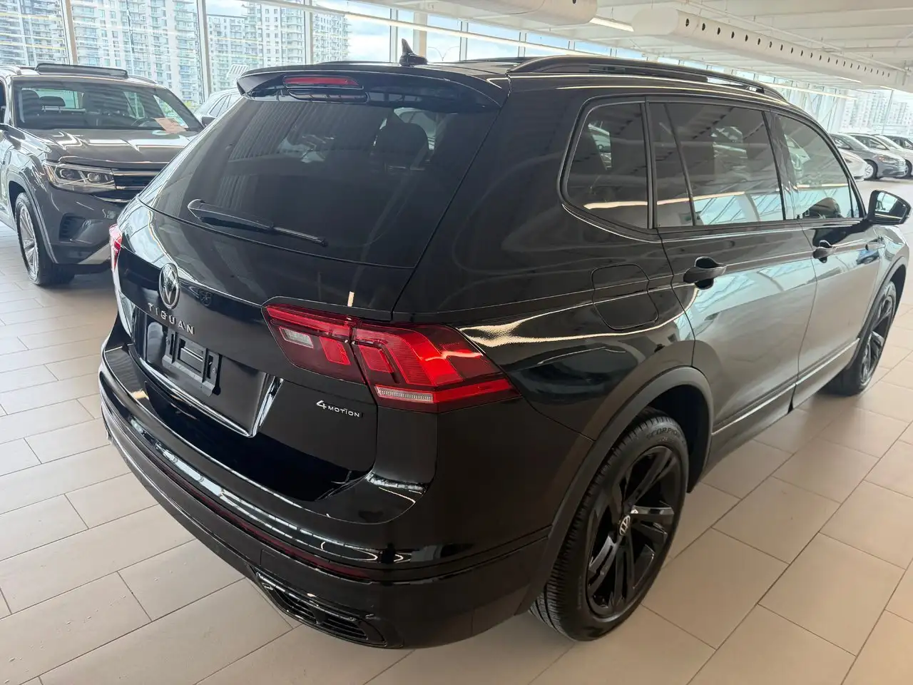 Volkswagen Tiguan снимка Volkswagen Tiguan