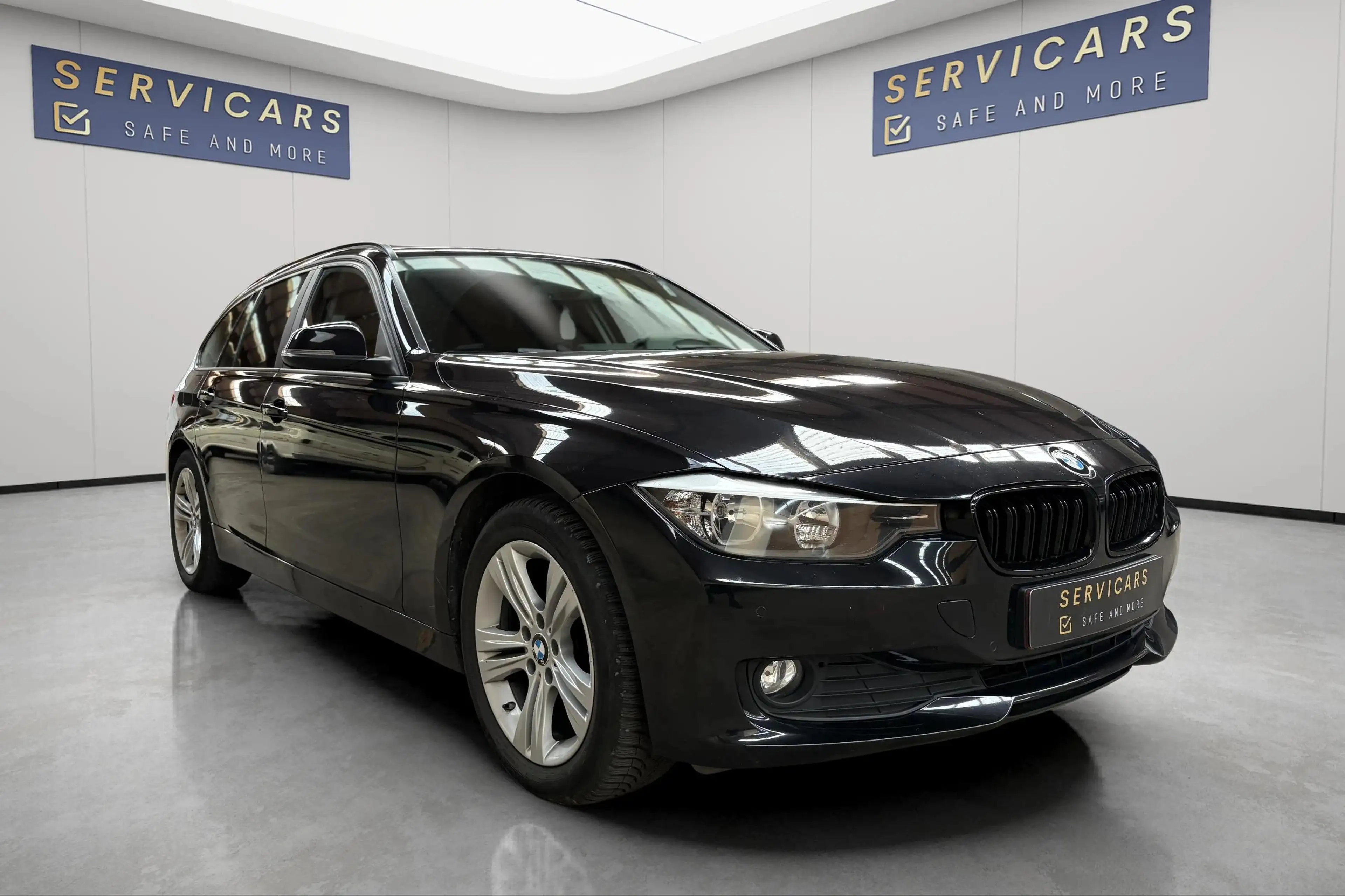BMW 316 d Touring / RADAR / SIEGES CH / GARANTIE 12 MOIS — photo 4