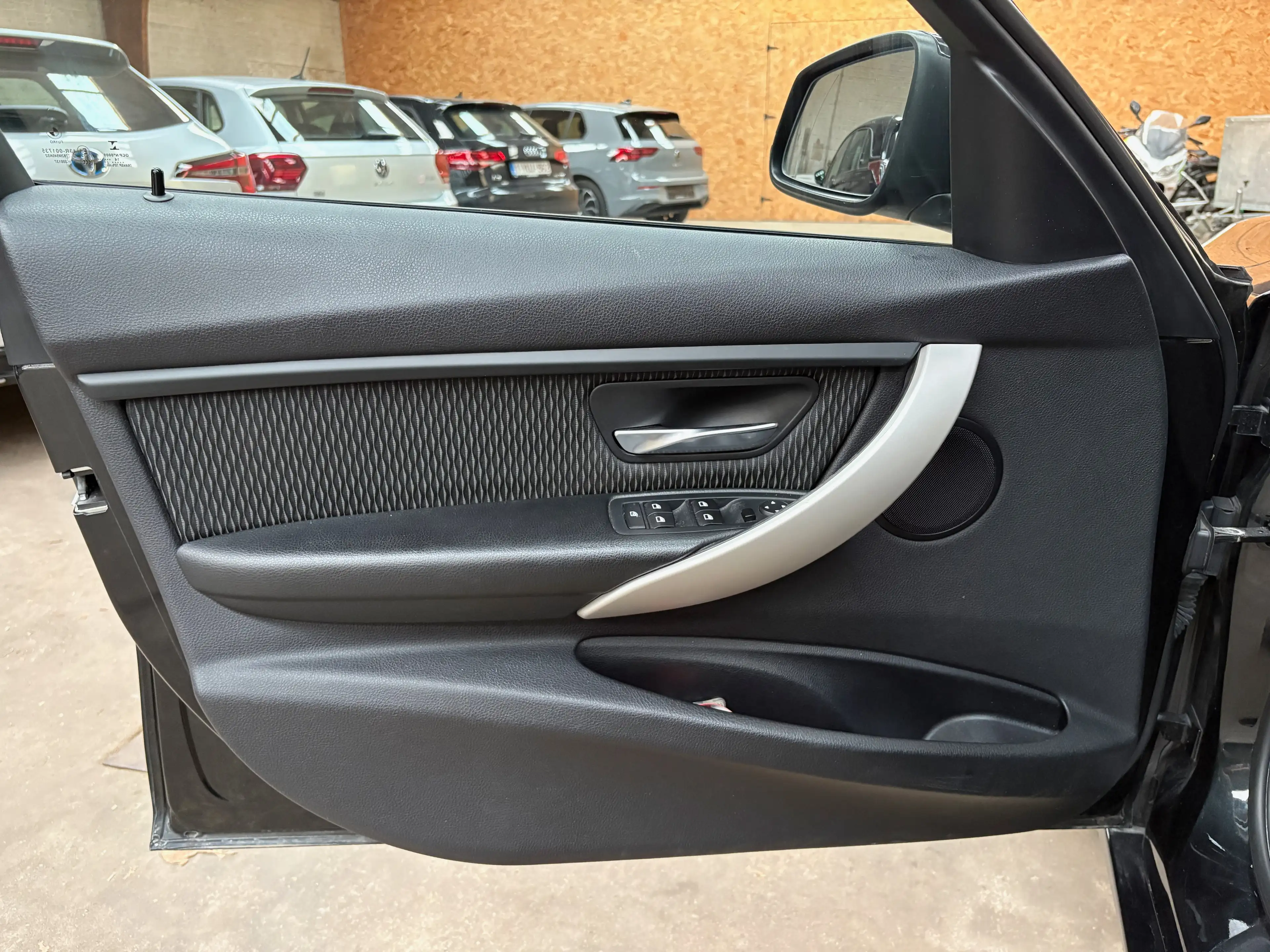BMW 316 d Touring / RADAR / SIEGES CH / GARANTIE 12 MOIS — photo 8