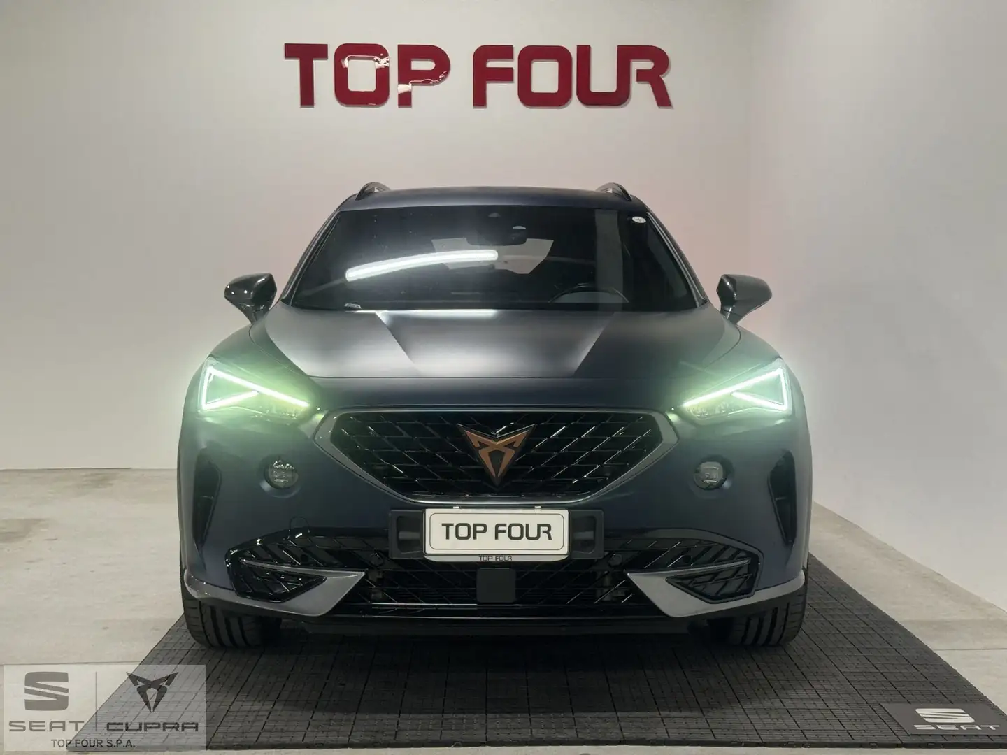 CUPRA Formentor Formentor 1.4 e-Hybrid DSG VZ Bleu - 2