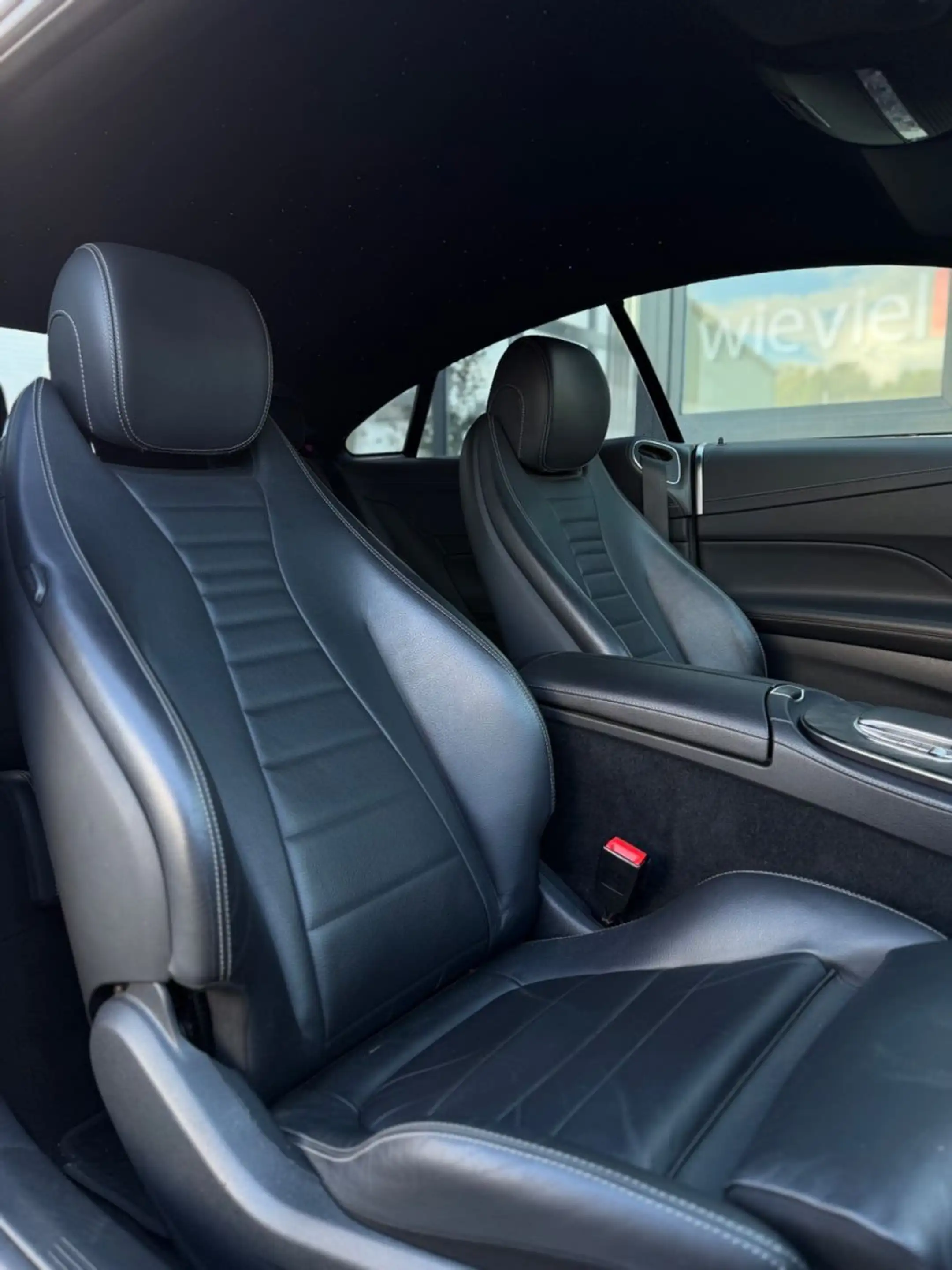 Mercedes-Benz E 450 Coupe AMG L*Facelift*Burmester*Sternehim.* — photo 10