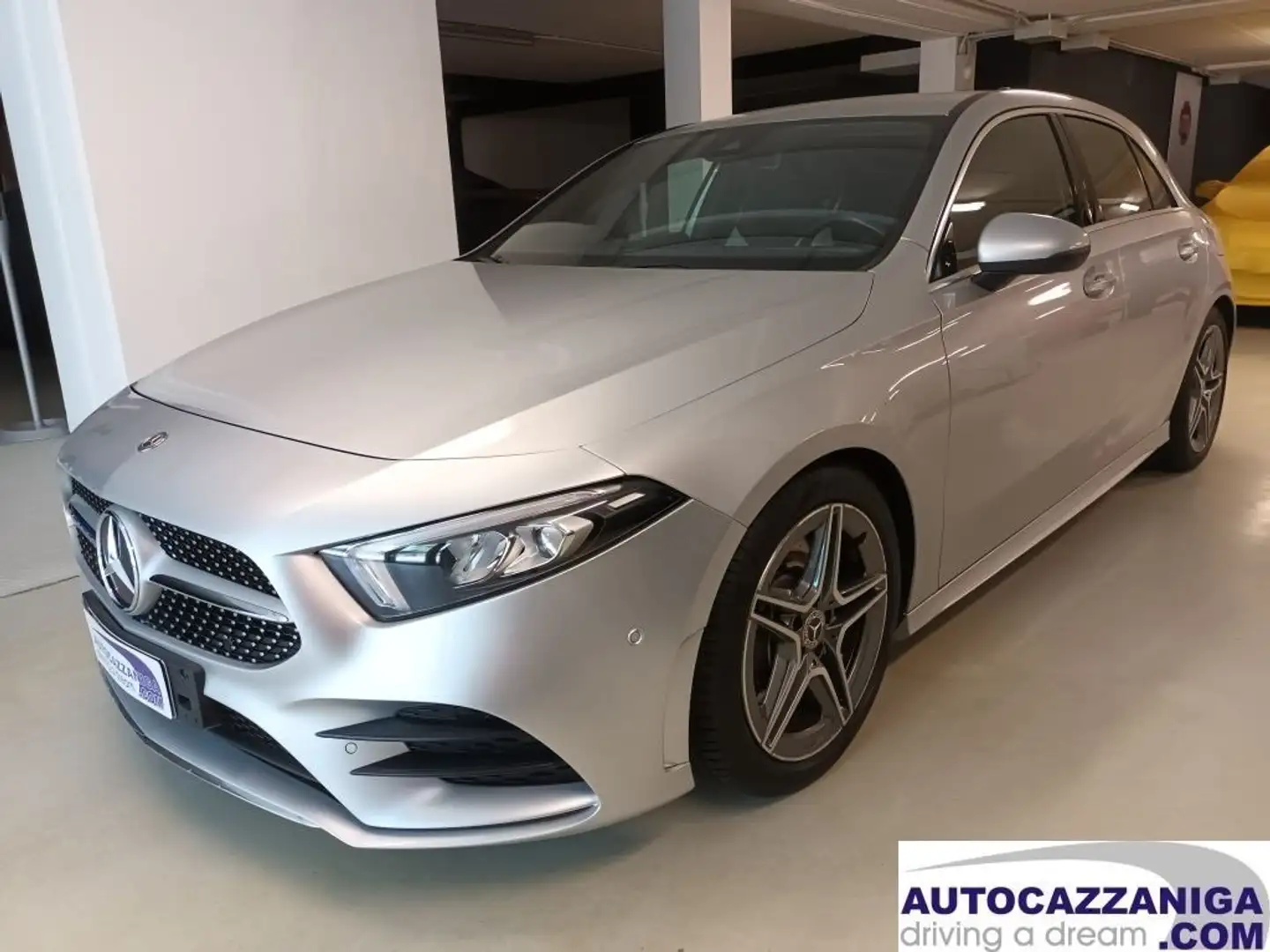 Mercedes-Benz A 250 PREMIUM PACK AMG AUTOMATICA PARI AL NUOVO Silber - 1