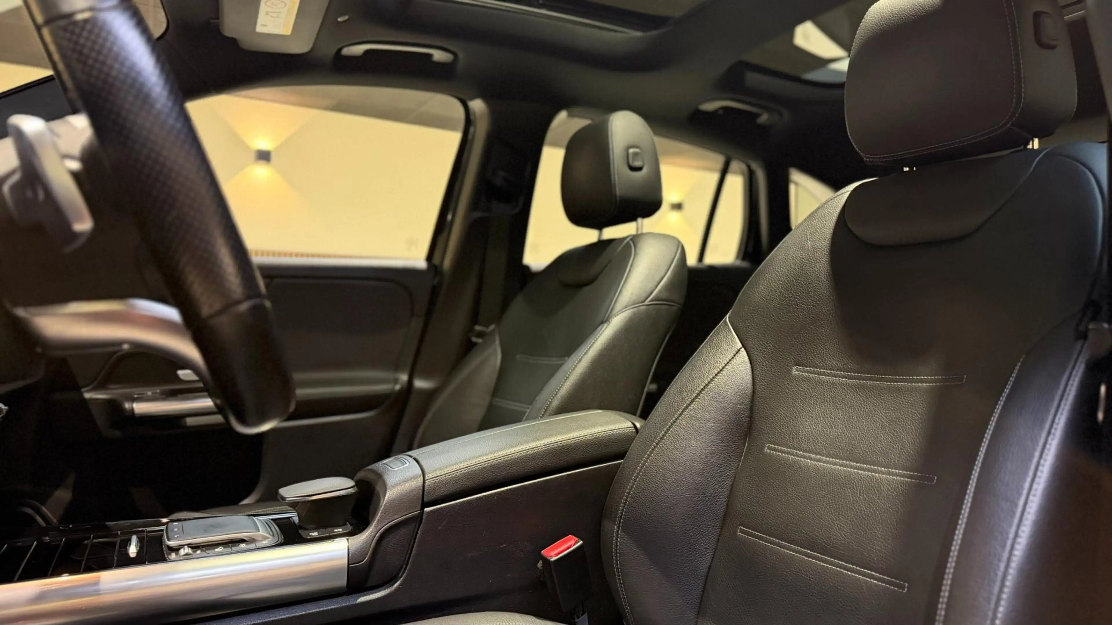 Mercedes-Benz GLA 35 AMG 4MATIC PANO|MEMORY|CAMERA|STOELVERWARMING|ACC — photo 13