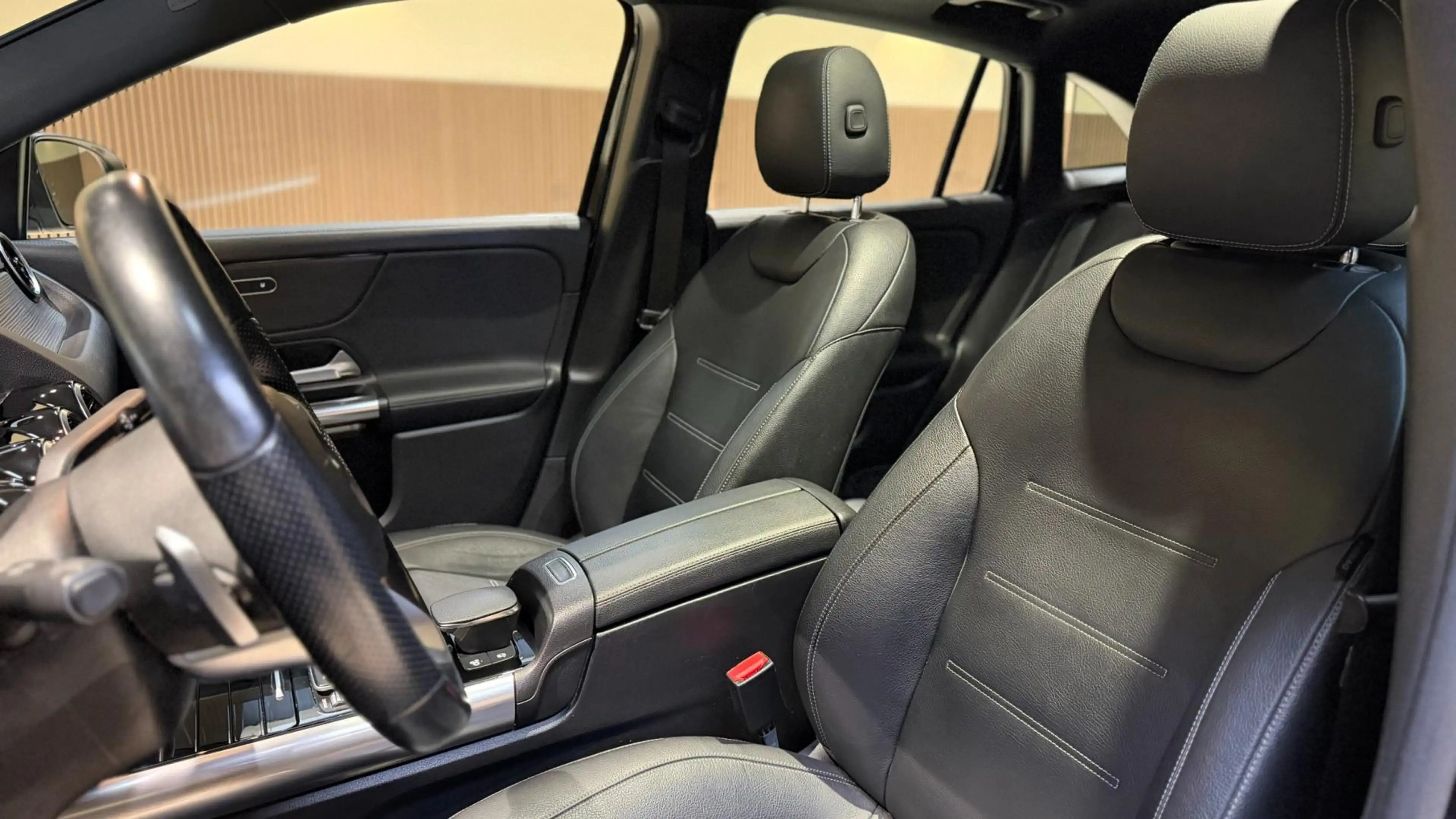 Mercedes-Benz GLA 35 AMG 4MATIC PANO|MEMORY|CAMERA|STOELVERWARMING|ACC — photo 16