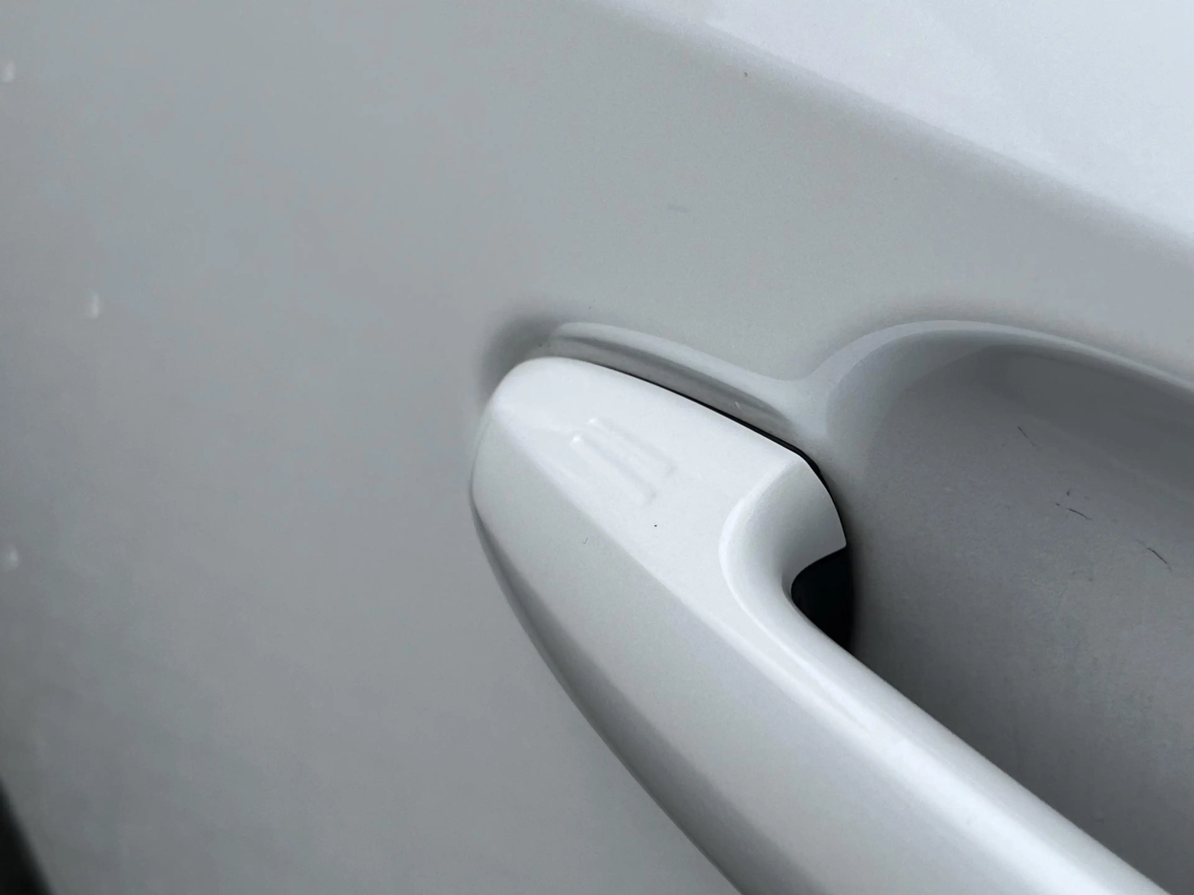 Toyota RAV 4 2.5 Plug-in Hybrid AWD Bi-Tone Plus — photo 9