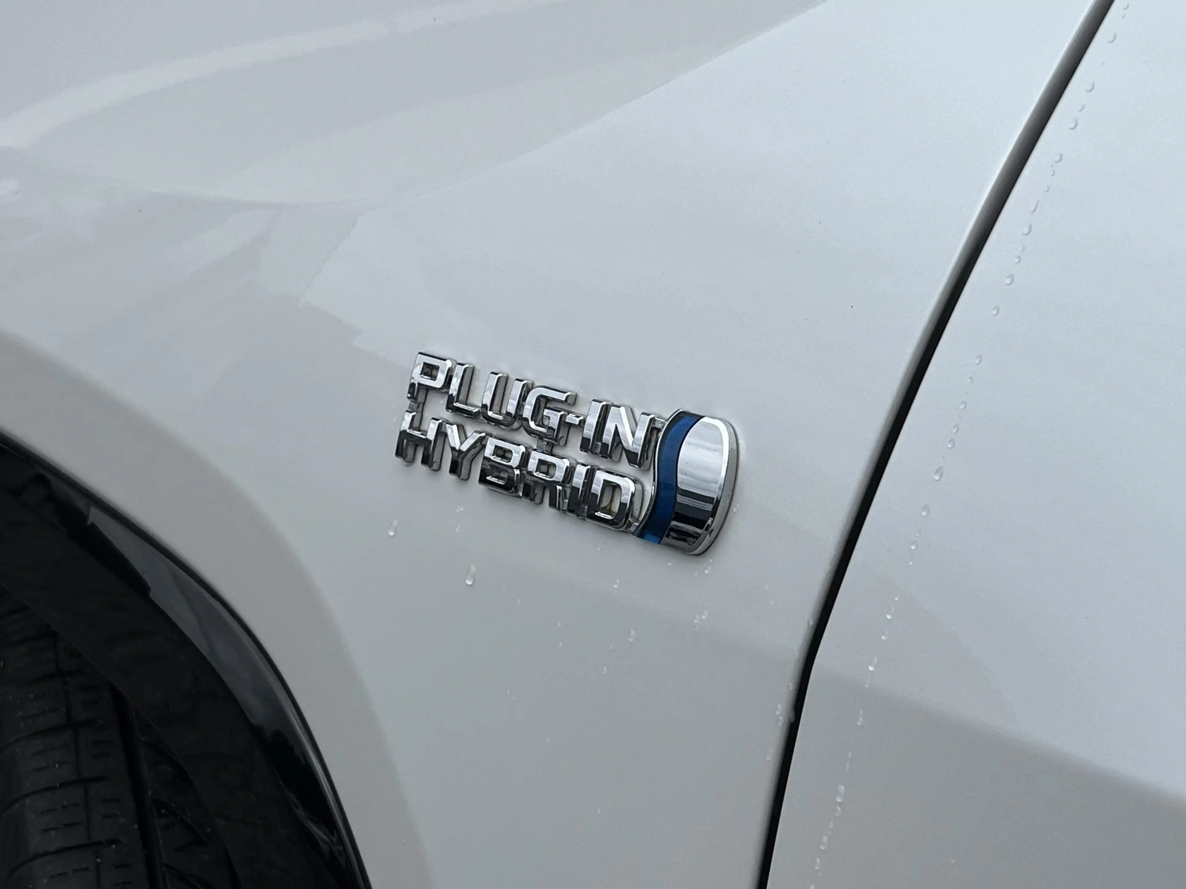 Toyota RAV 4 2.5 Plug-in Hybrid AWD Bi-Tone Plus — photo 7