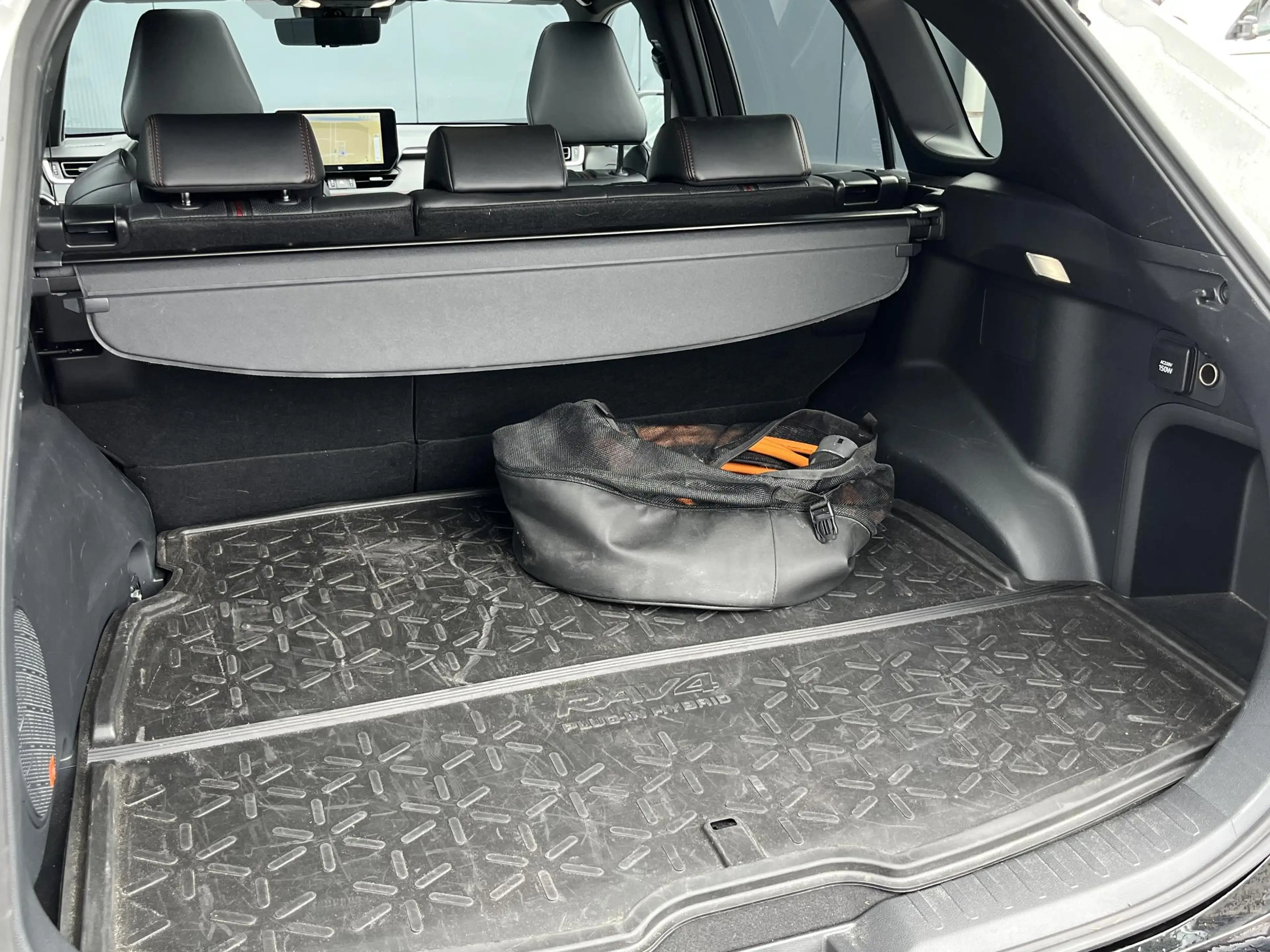 Toyota RAV 4 2.5 Plug-in Hybrid AWD Bi-Tone Plus — photo 13