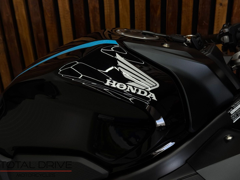 Honda CBR 650 R — photo 8