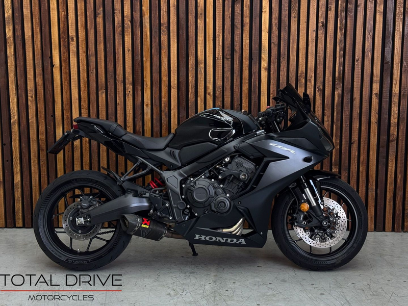 Honda CBR 650 R — photo 3