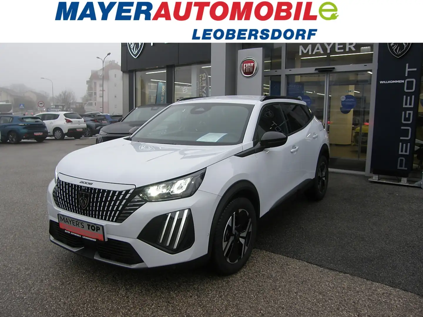 Peugeot 2008 PureTech 100 S&S Allure 6-Gang-Manuell Weiß - 1