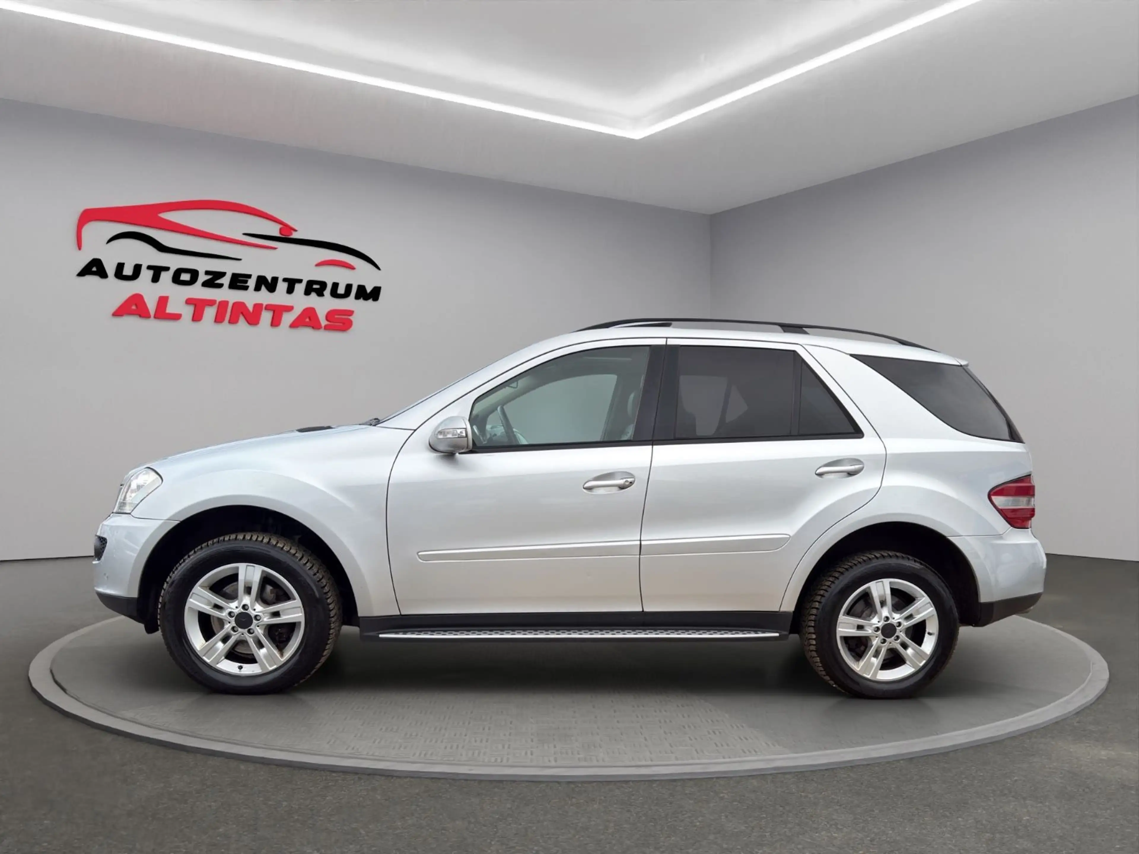 Mercedes-Benz ML 280 CDI 4-MATIC*ESHD*NAVI*XEN*LEDER*SHZ*TEMP. — photo 7