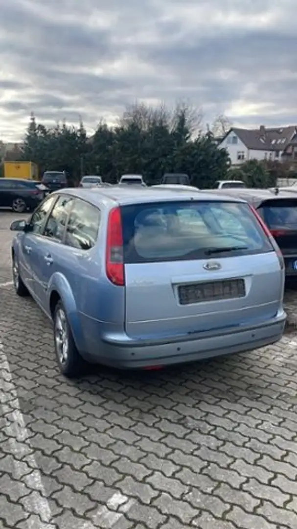 Ford Focus Style Blau - 2