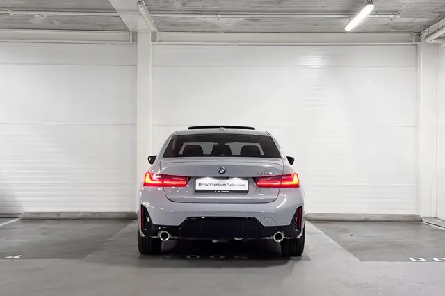 BMW 3 Series view 7