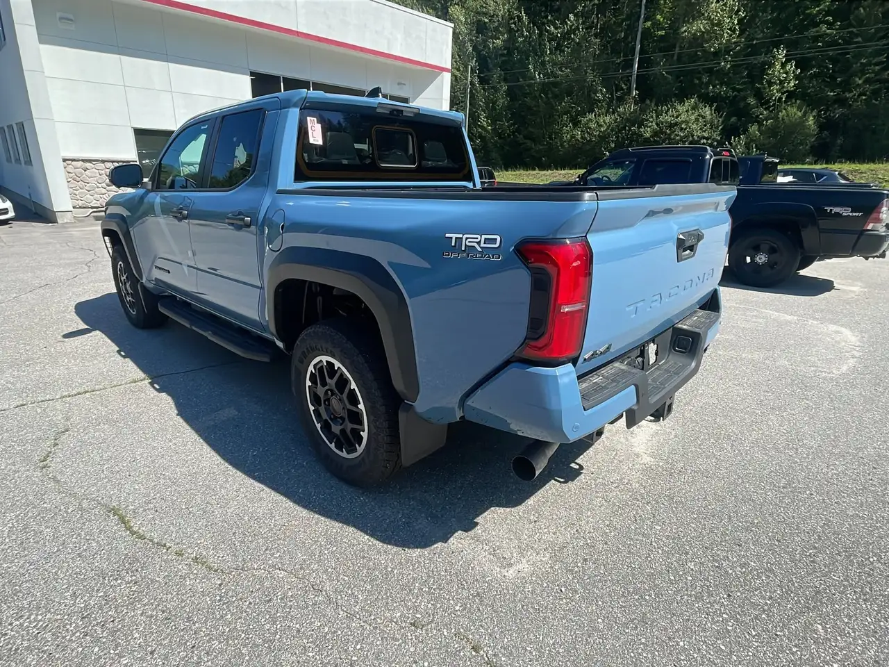 Toyota Tacoma снимка Toyota Tacoma