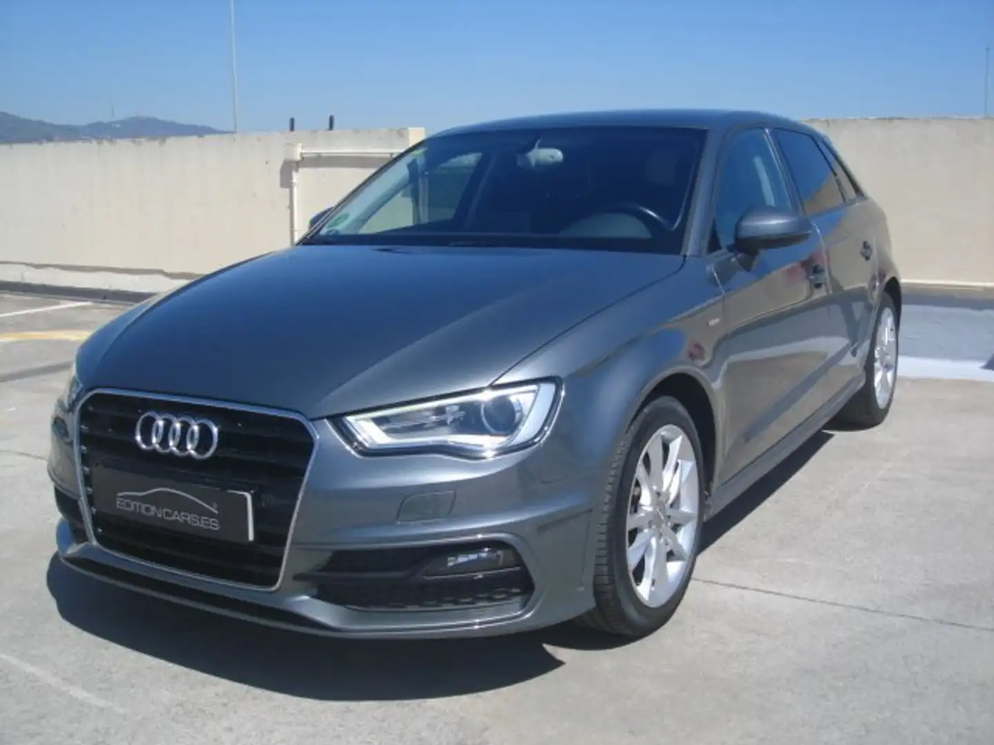 Audi A3 Sportback 1.6TDI CD Advanced S-T Gris - 1