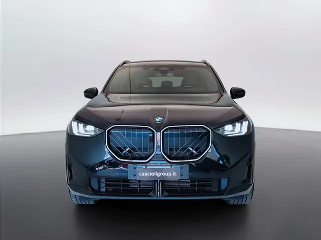 BMW X3 view 2