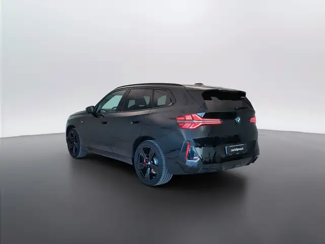 BMW X3 view 7