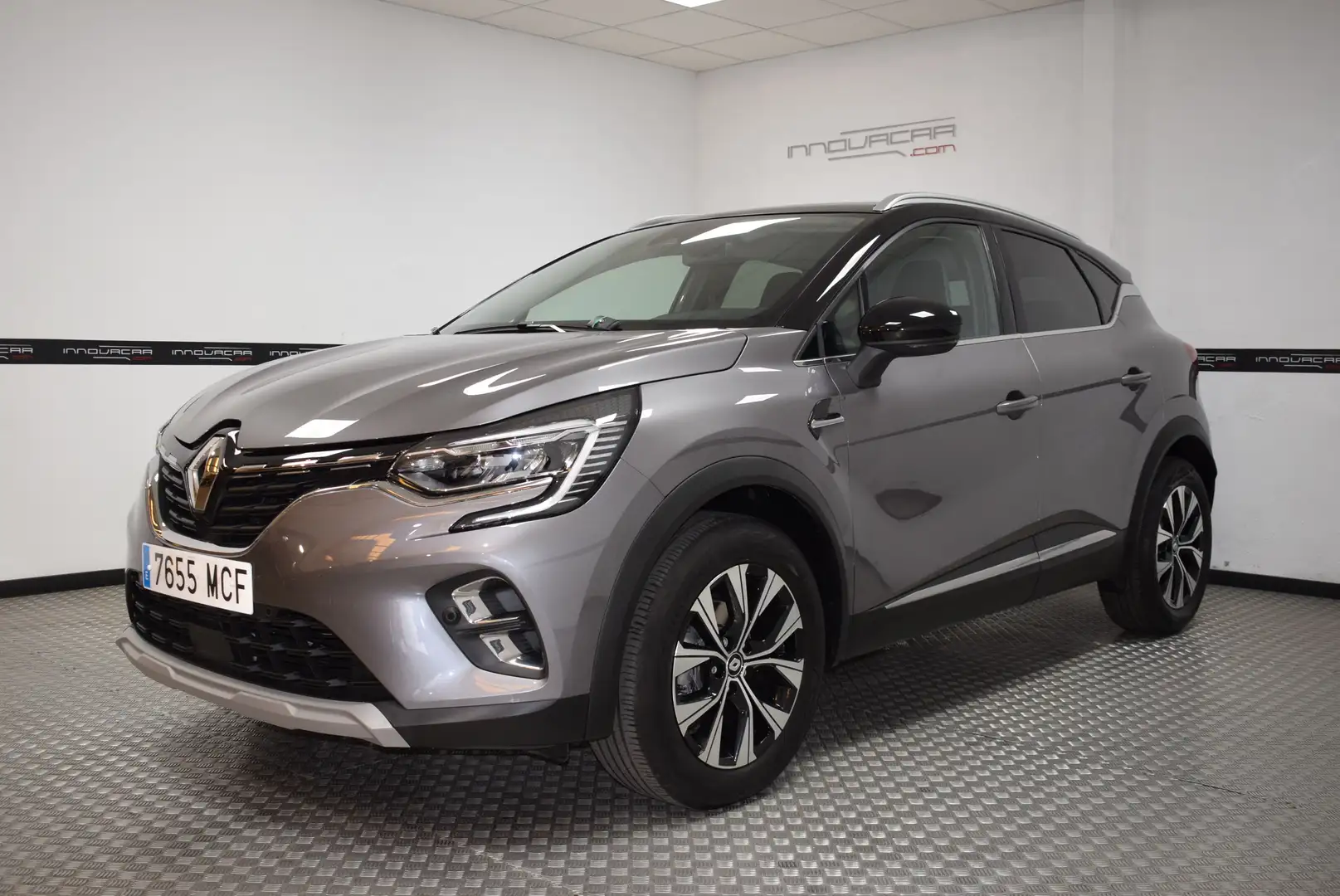 Renault Captur TCe Zen 67kW Gris - 1