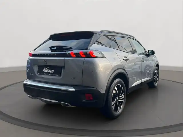 Peugeot 2008 view 5