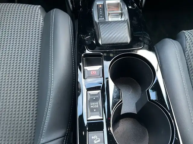 Peugeot 2008 view 11