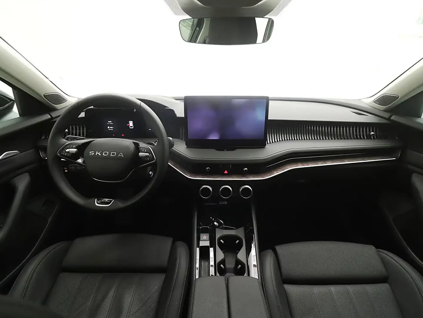 Skoda Superb Kombi 1,5 TSI iV PHEV Laurin & Klement DSG AHK,... Schwarz - 2