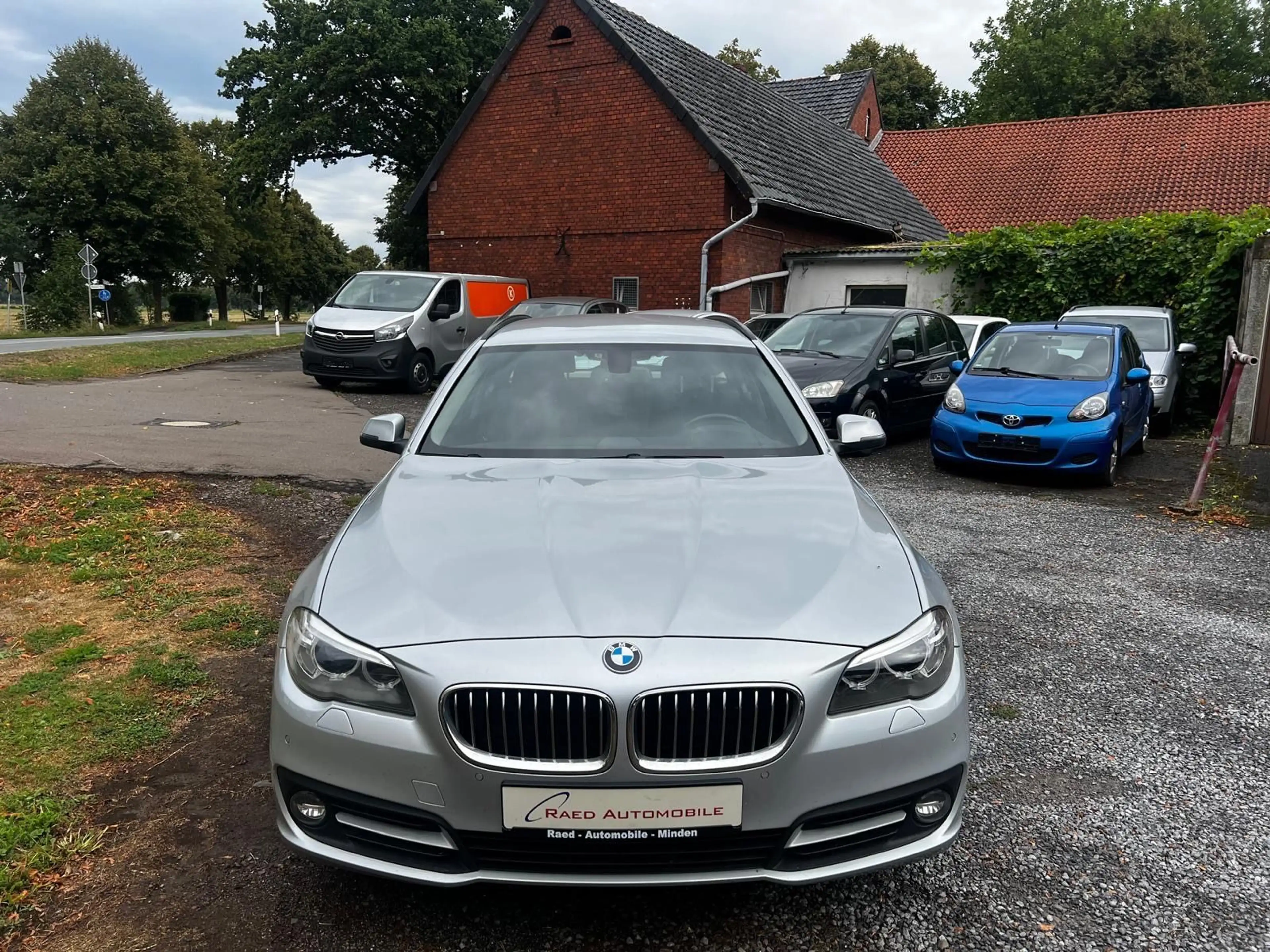 BMW 520 i Touring*Navi*PDC*Xenon*ScheckH* — photo 12