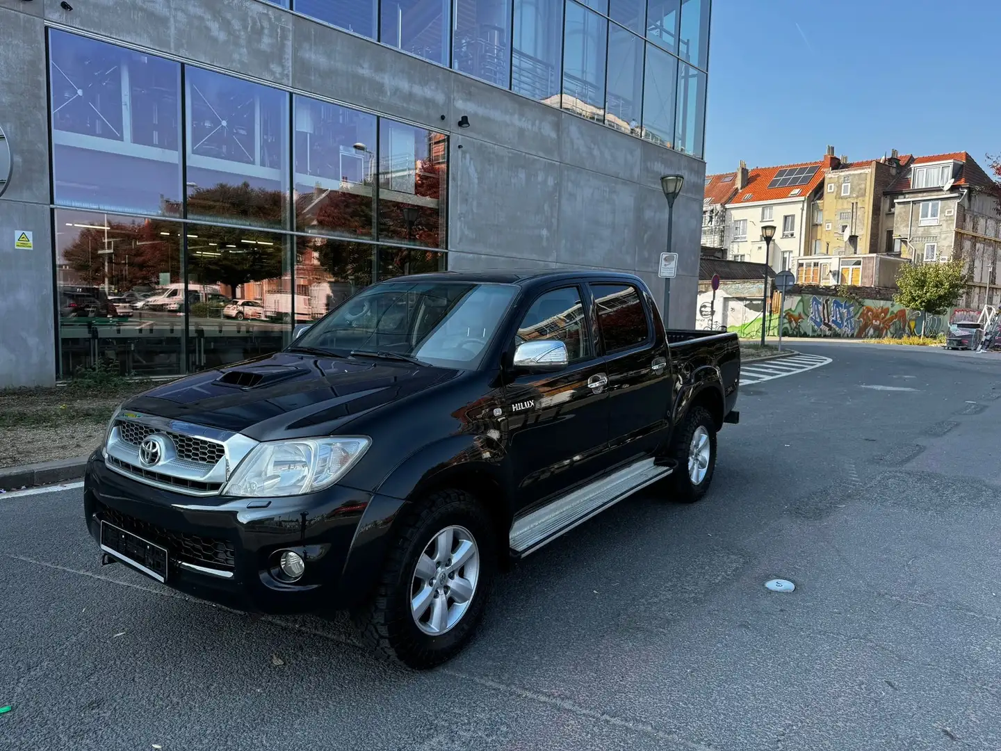 Toyota Hilux 3.0 D-4D 4WD BOÎTE AUTOMATIQUE CUIR Noir - 1