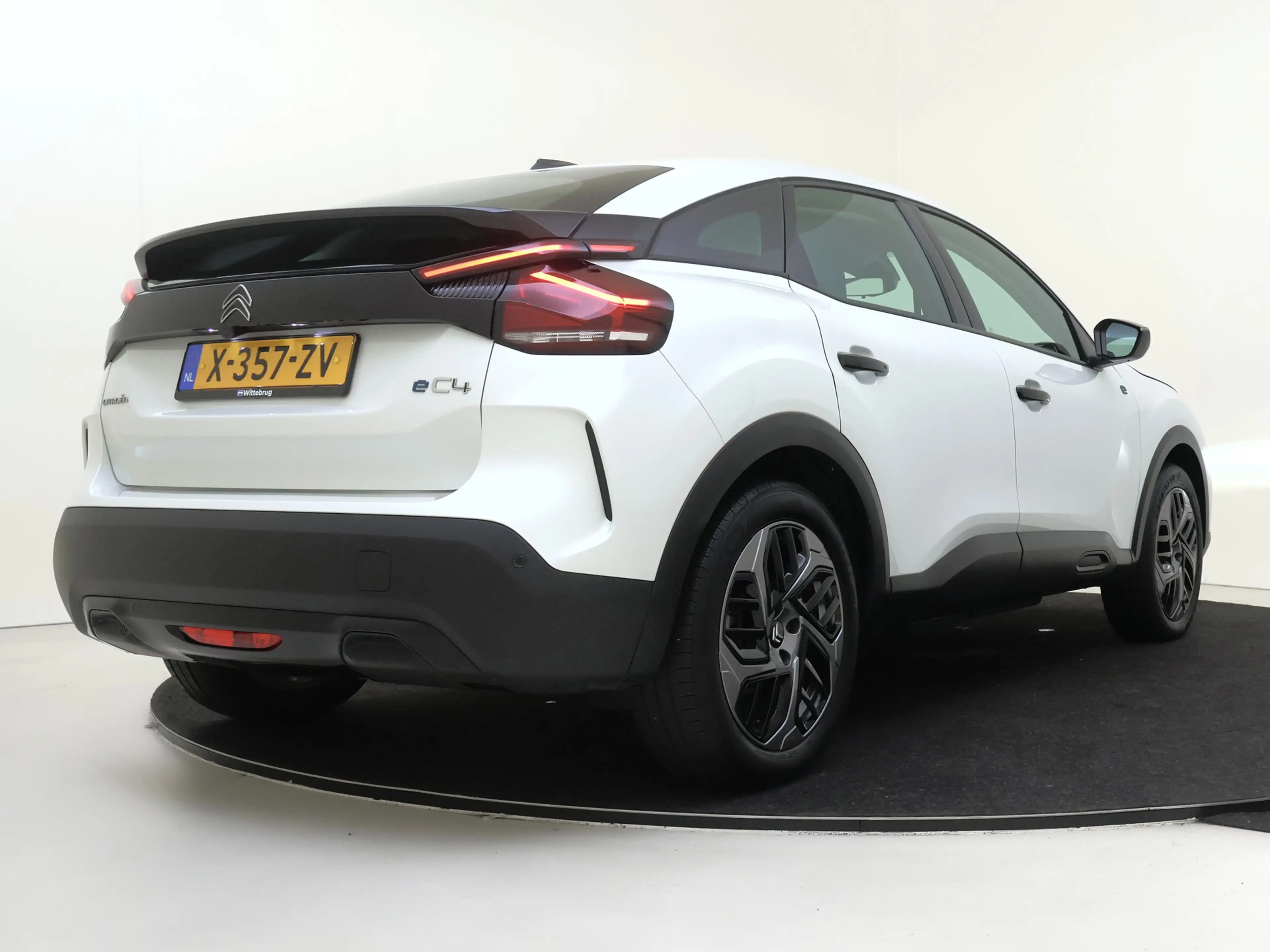 Citroen E-C4 Electric You 50 kWh — photo 11