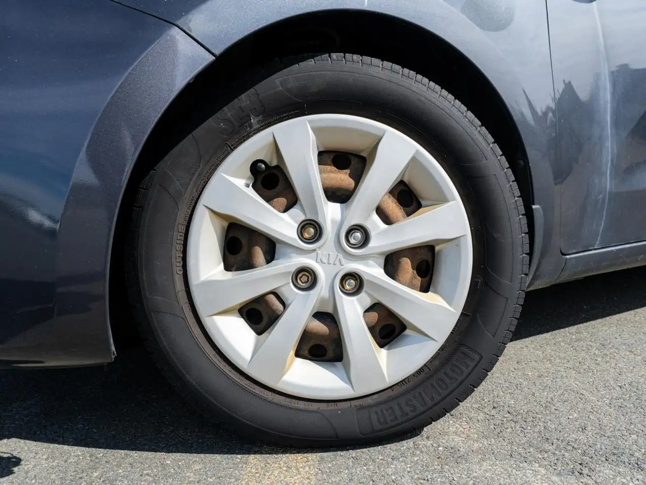 Kia Rio снимка Kia Rio