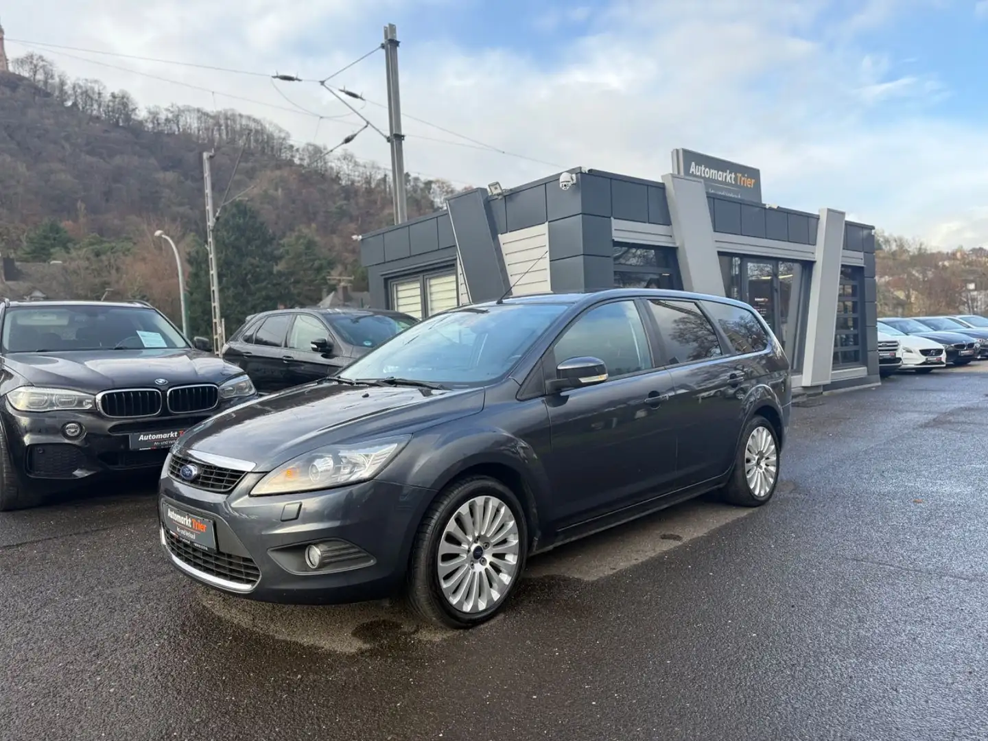 Ford Focus Turnier ! Top Zustand! TÜV bis 01.2027! Gris - 1