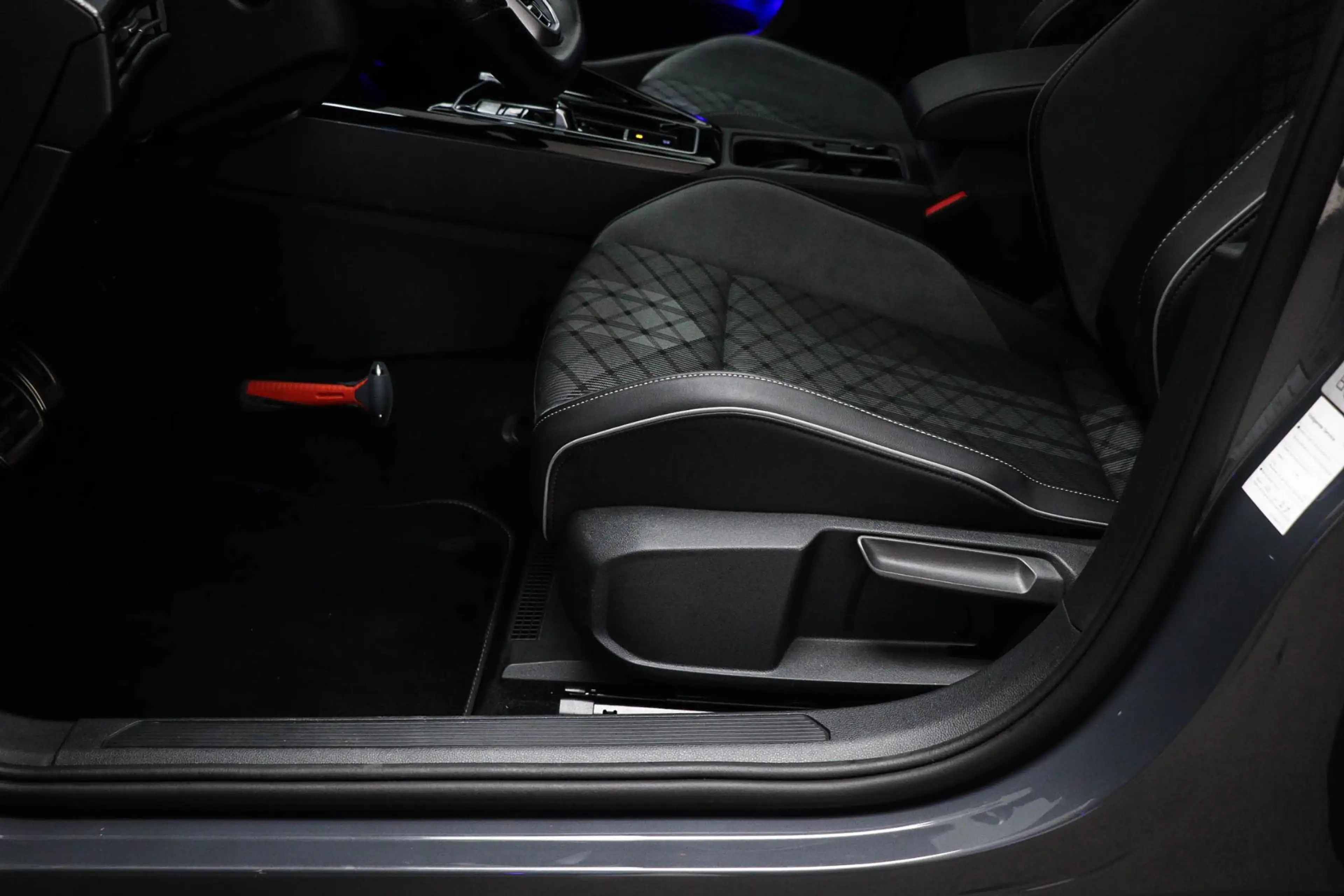 Volkswagen Golf 1.5 eTSI R-Line Business | PANORAMADAK | STUURVERW — photo 28