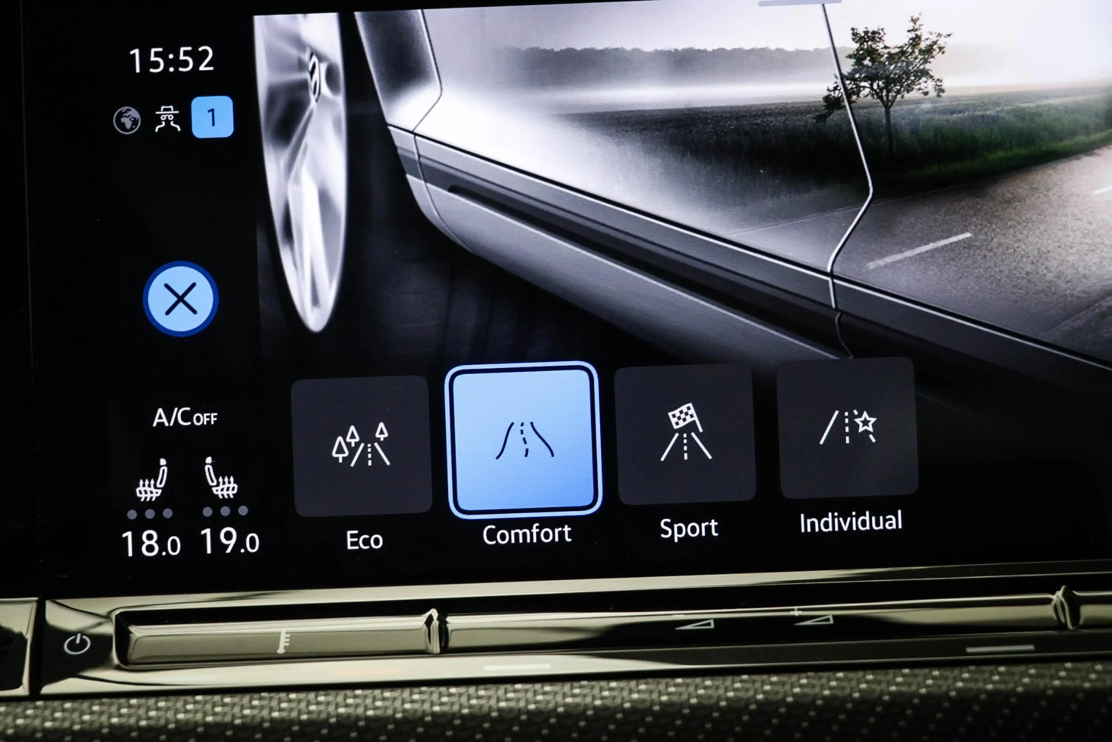 Volkswagen Golf 1.5 eTSI R-Line Business | PANORAMADAK | STUURVERW — photo 9