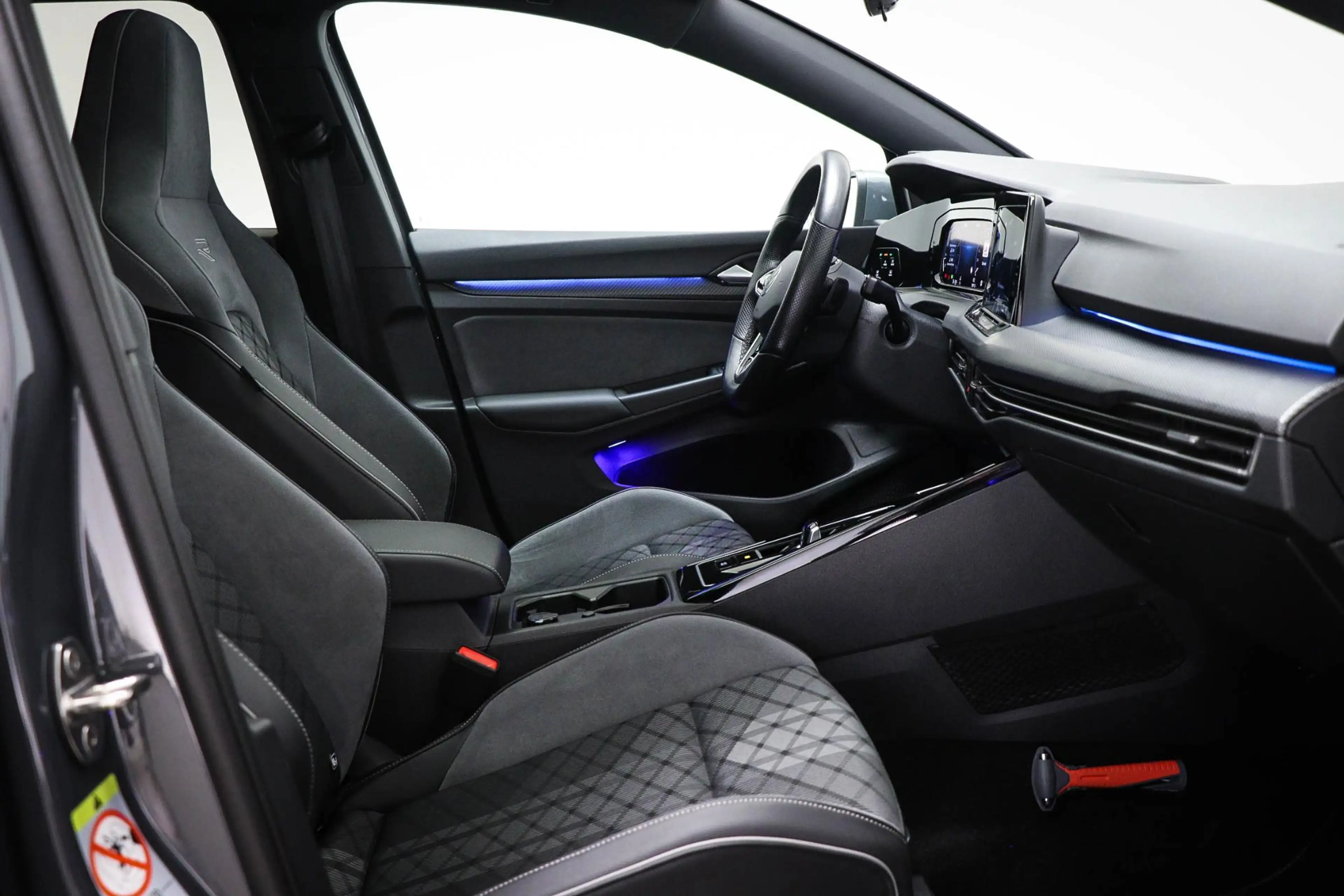 Volkswagen Golf 1.5 eTSI R-Line Business | PANORAMADAK | STUURVERW — photo 4